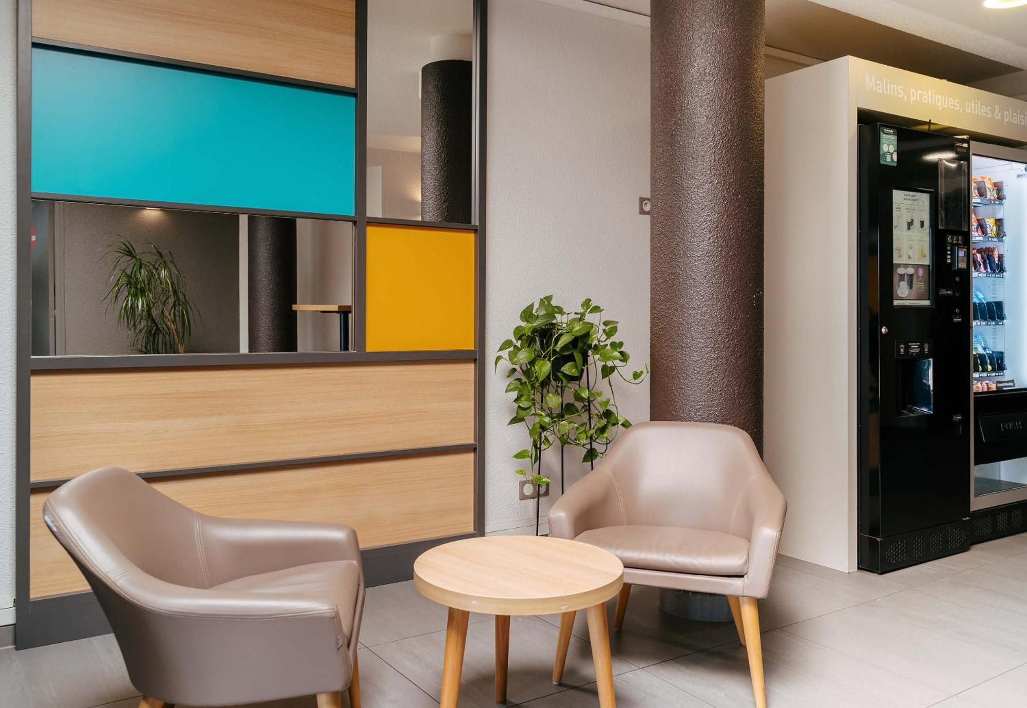 B&B Hotel Lorient Caudan Esterno foto