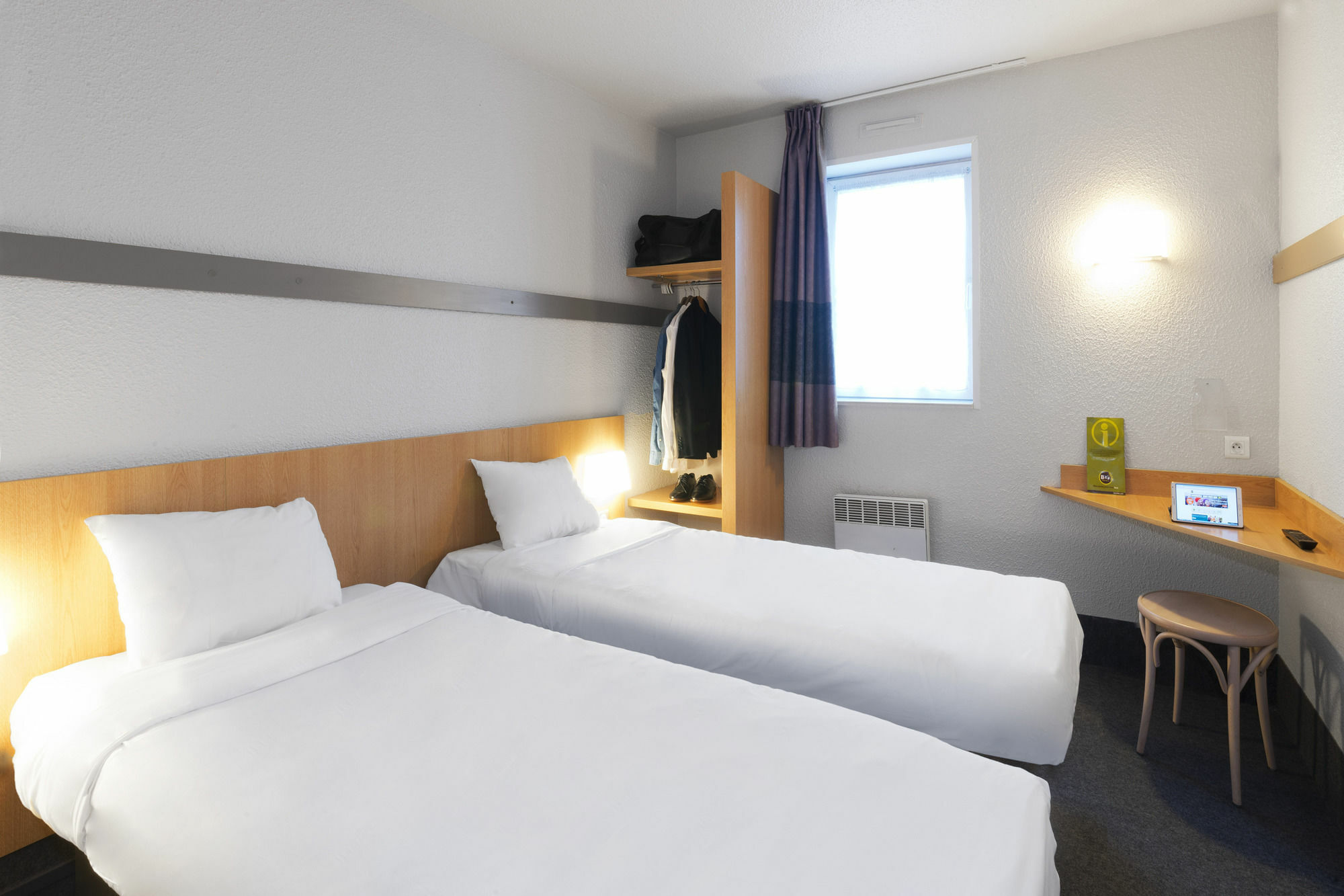 B&B Hotel Lorient Caudan Esterno foto